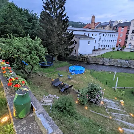 Zi2 - Urlaubsmagie - Whirlpool, Sauna Und Garten * Sebnitz