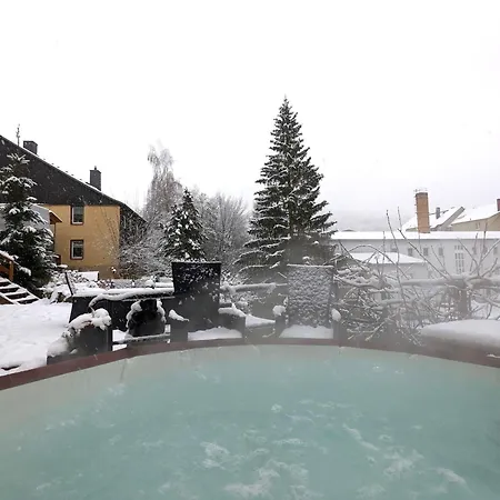 Zi2 - Urlaubsmagie - Whirlpool, Sauna Und Garten * Sebnitz